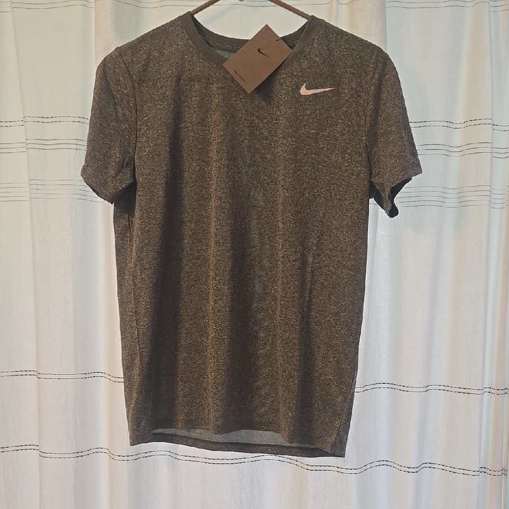 Nike Women's Gray T-Shirt Dri-fit New With Tags